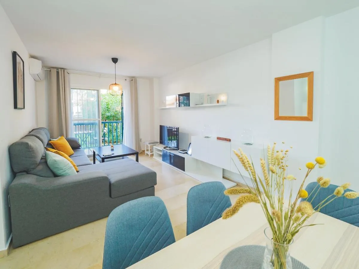 Cubo'S Apartamento Benalmar Arroyo De La Miel 0*,  Španělsko